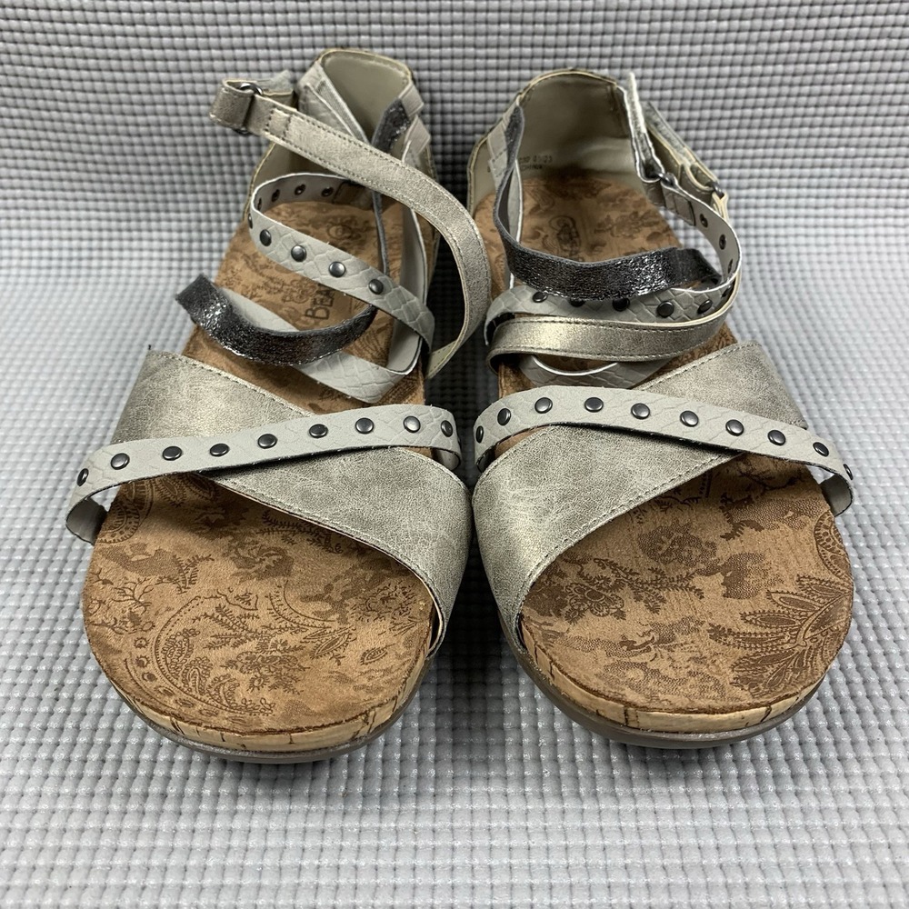 Bearpaw Julianna II Pewter Silver Leather Strappy Studded Sandals Moto Boho Sz 9